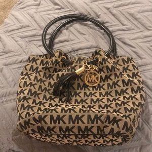 Micheal Kora signature ring tote